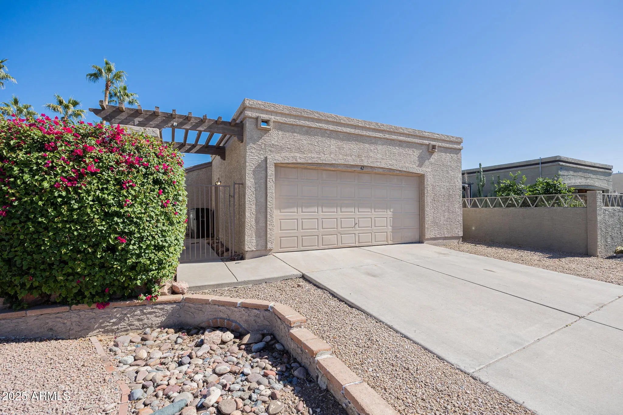 Photo of Listing #6939959