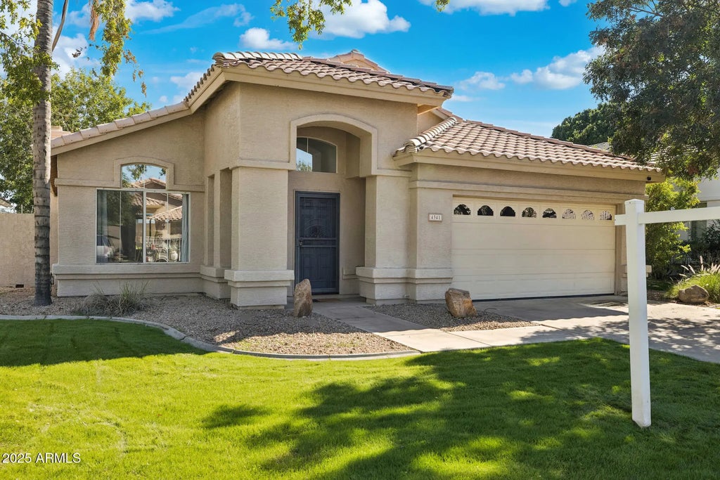 4341 N 32nd Way, Phoenix