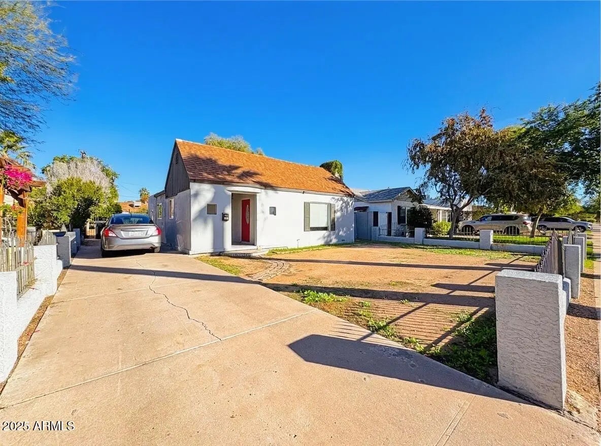 Photo of Listing #6942699