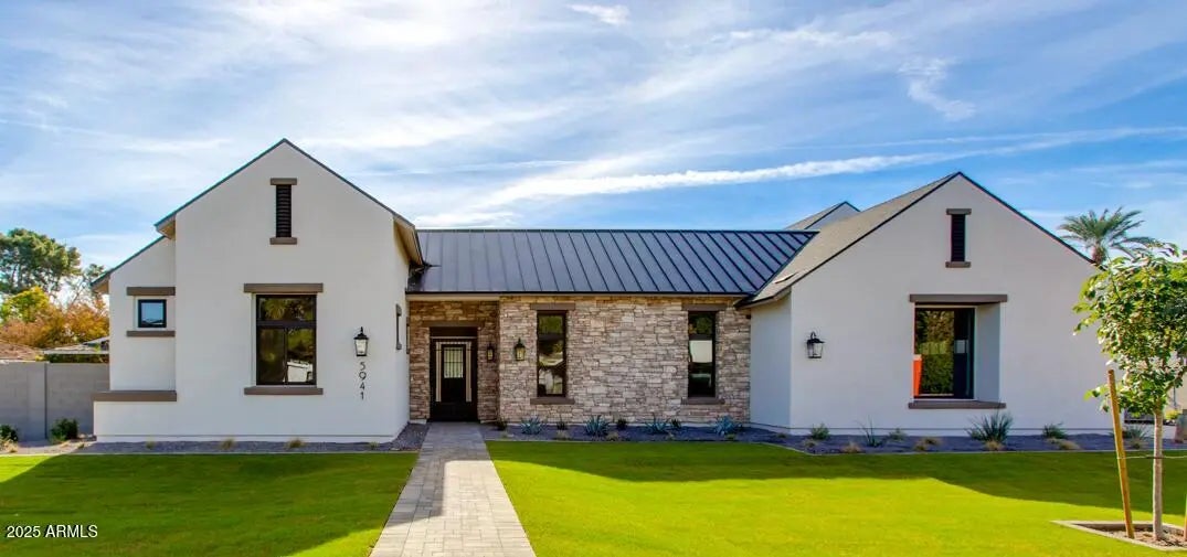 Photo of Listing #6940694