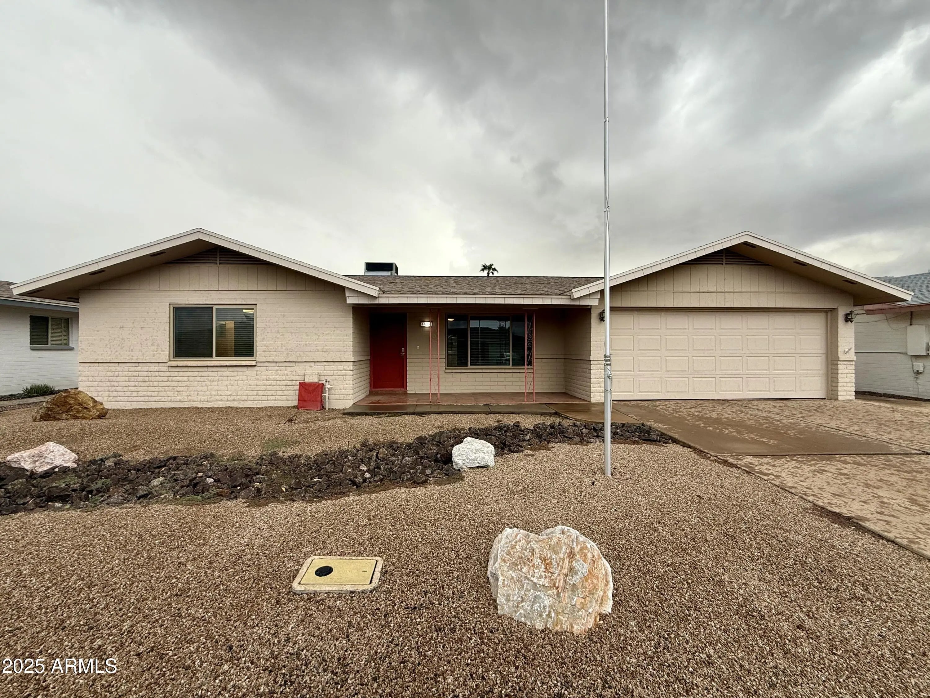 Photo of Listing #6940422