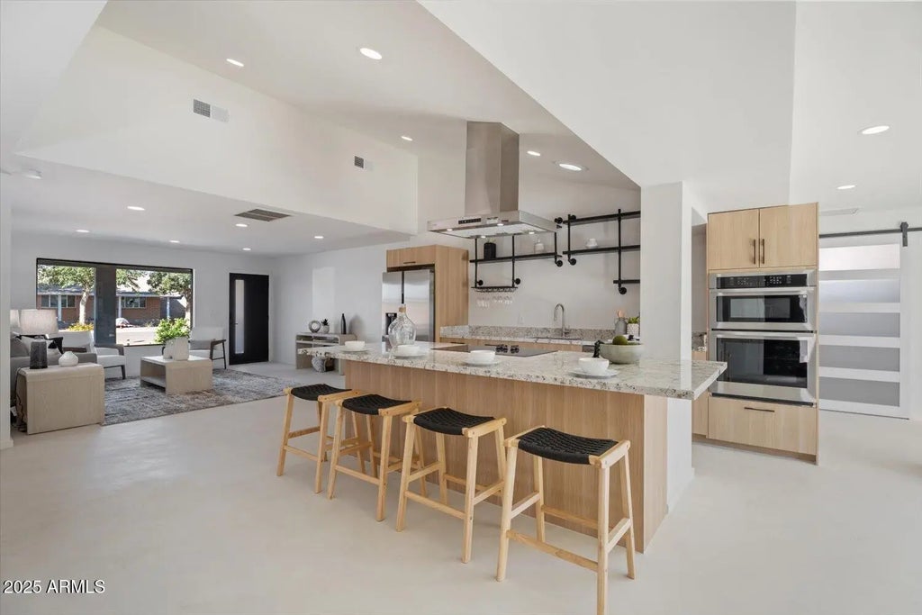 1703 N 74th Place, Scottsdale