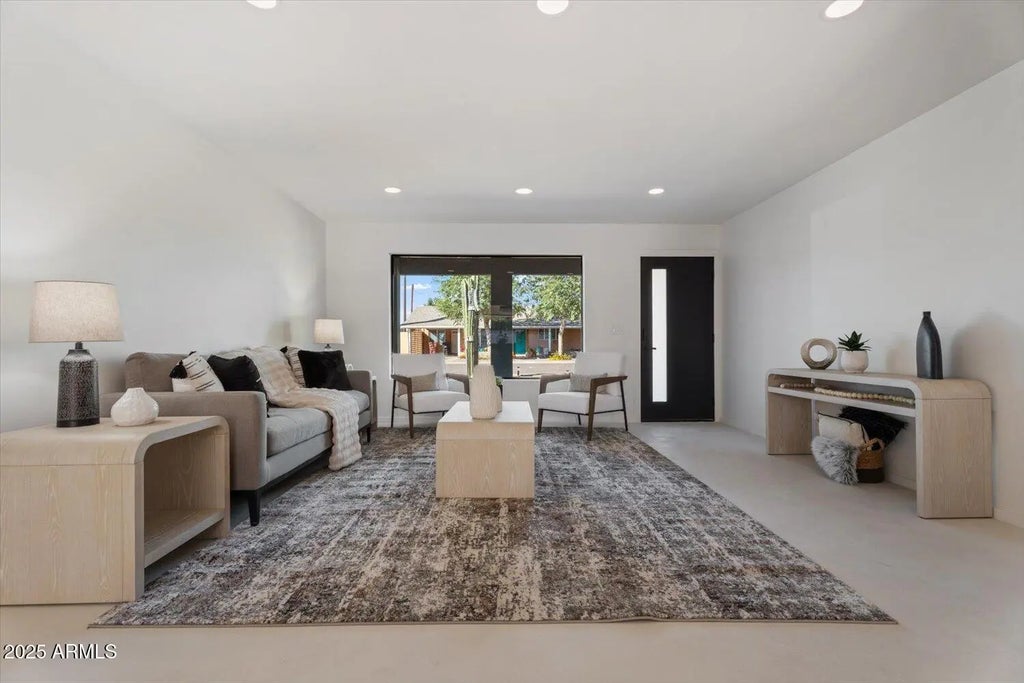 1703 N 74th Place, Scottsdale