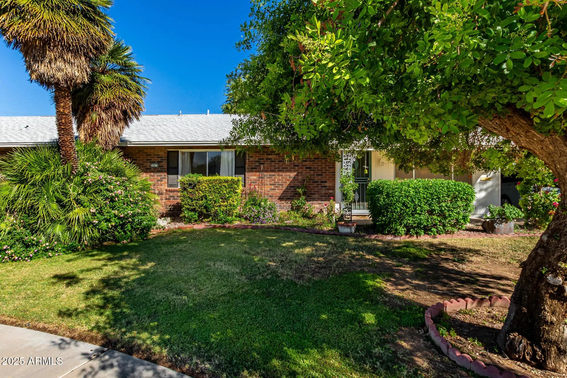 Photo of Listing #6940612