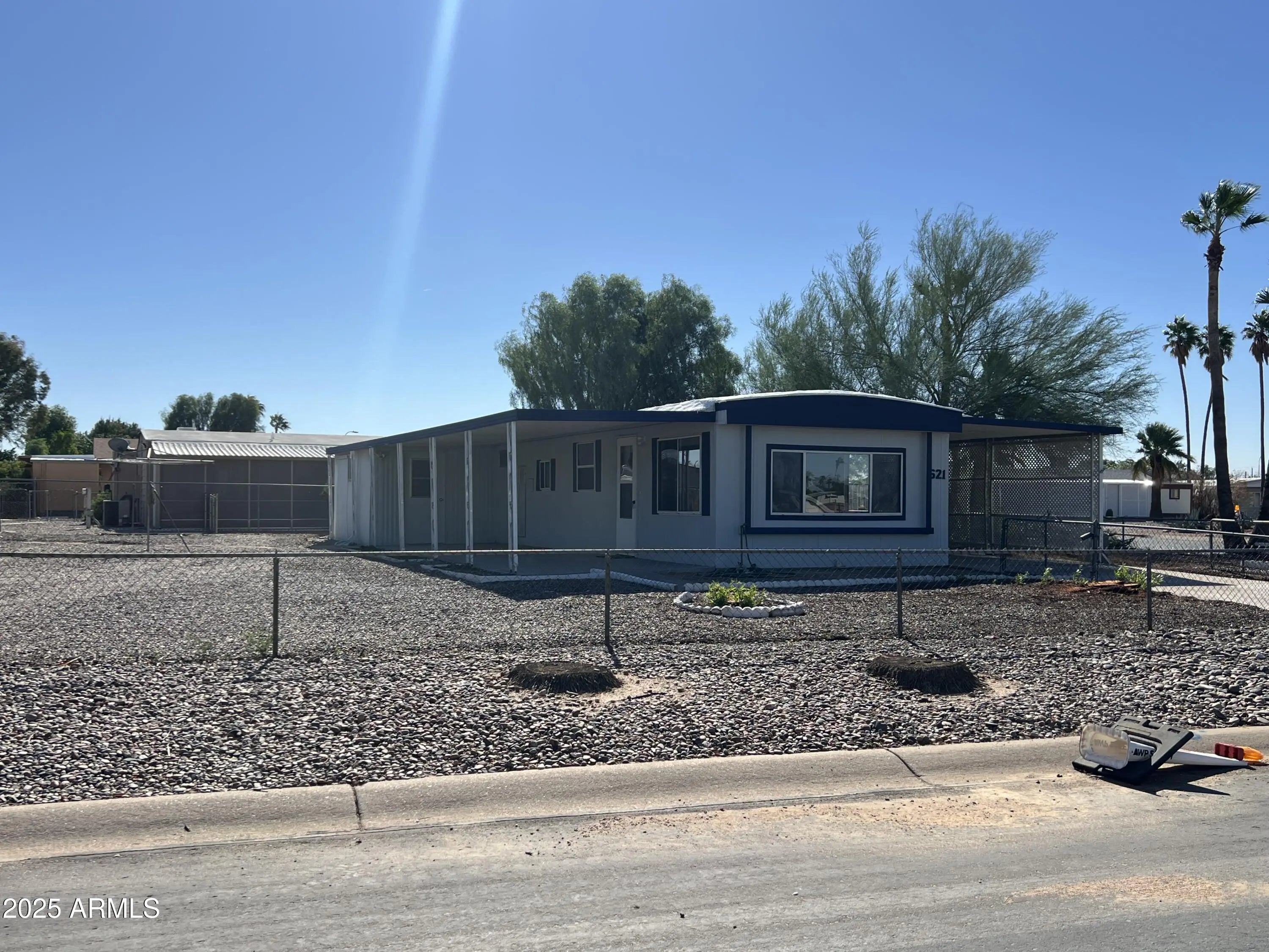 Photo of Listing #6940082