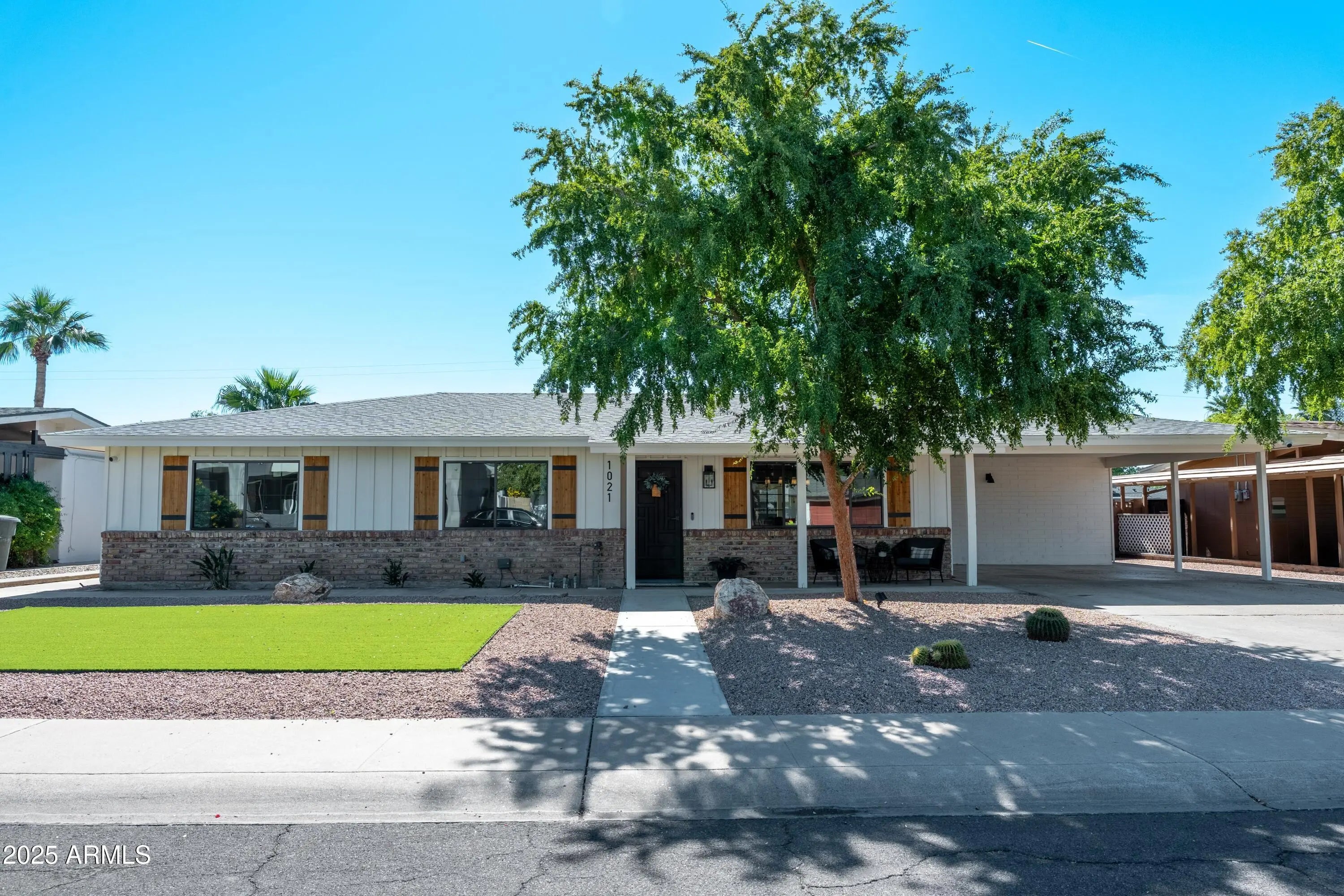 Photo of Listing #6940802