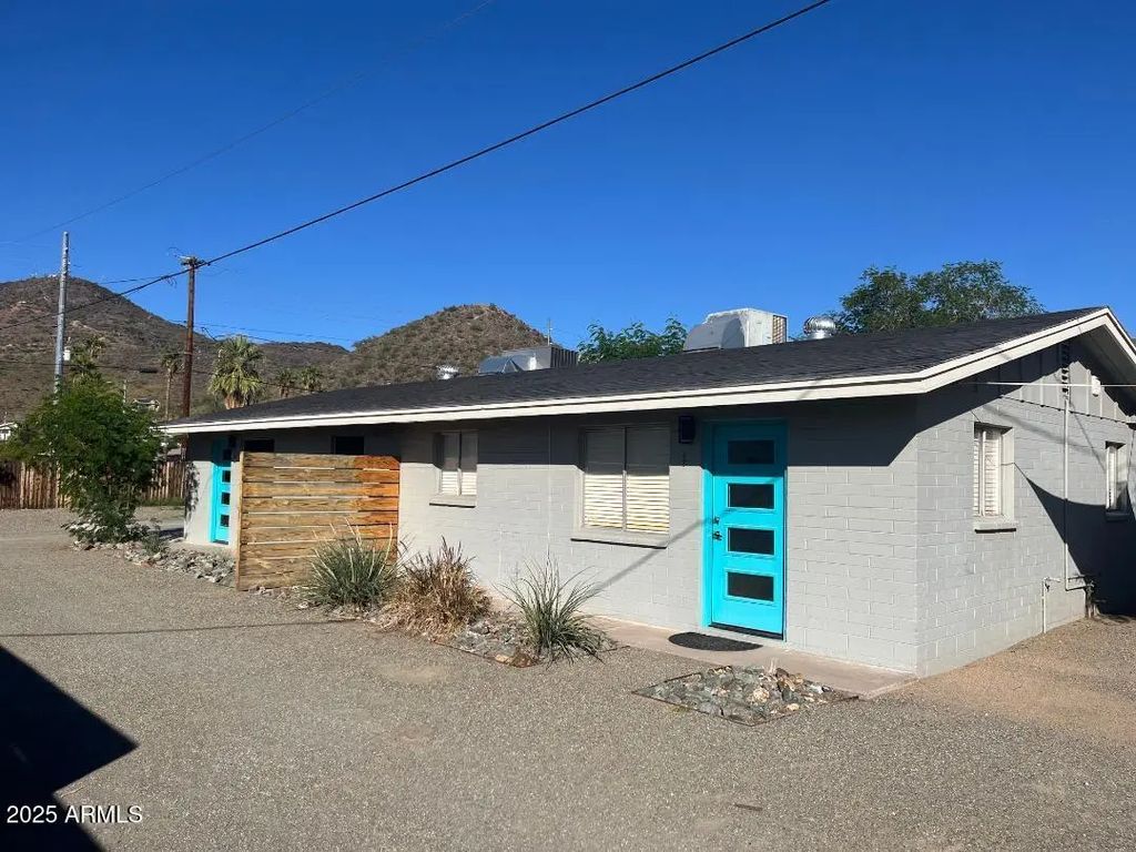 1322 W North Lane, Phoenix