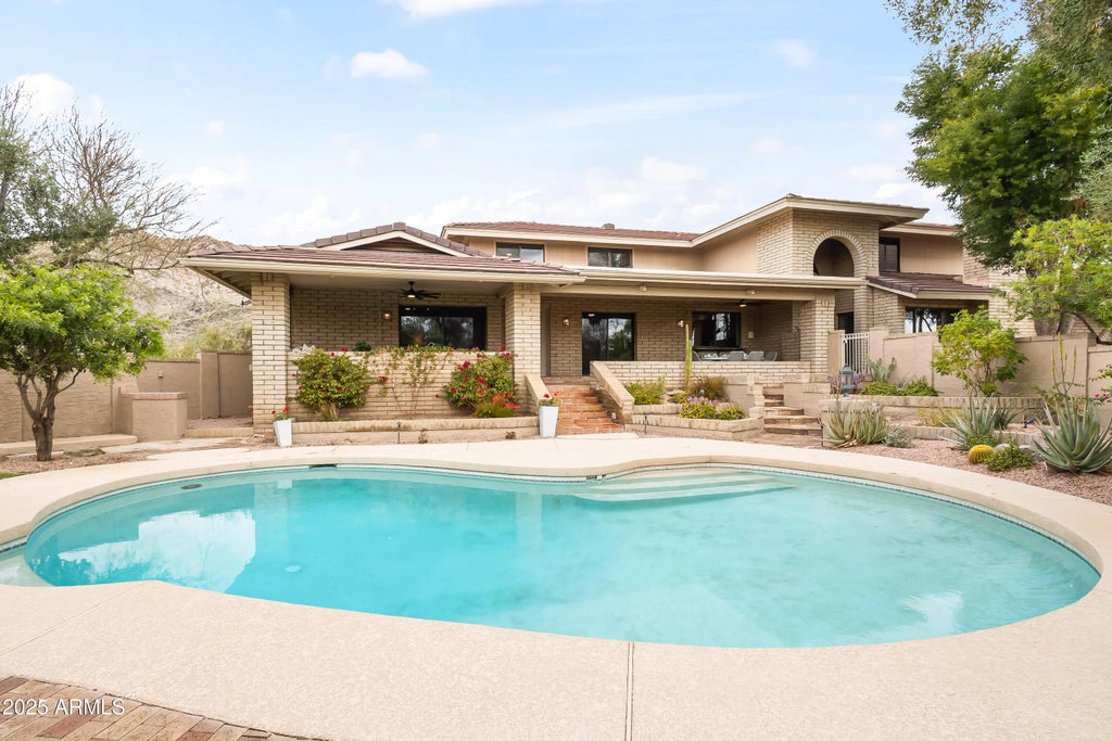 6340 N 34th Place, Paradise Valley