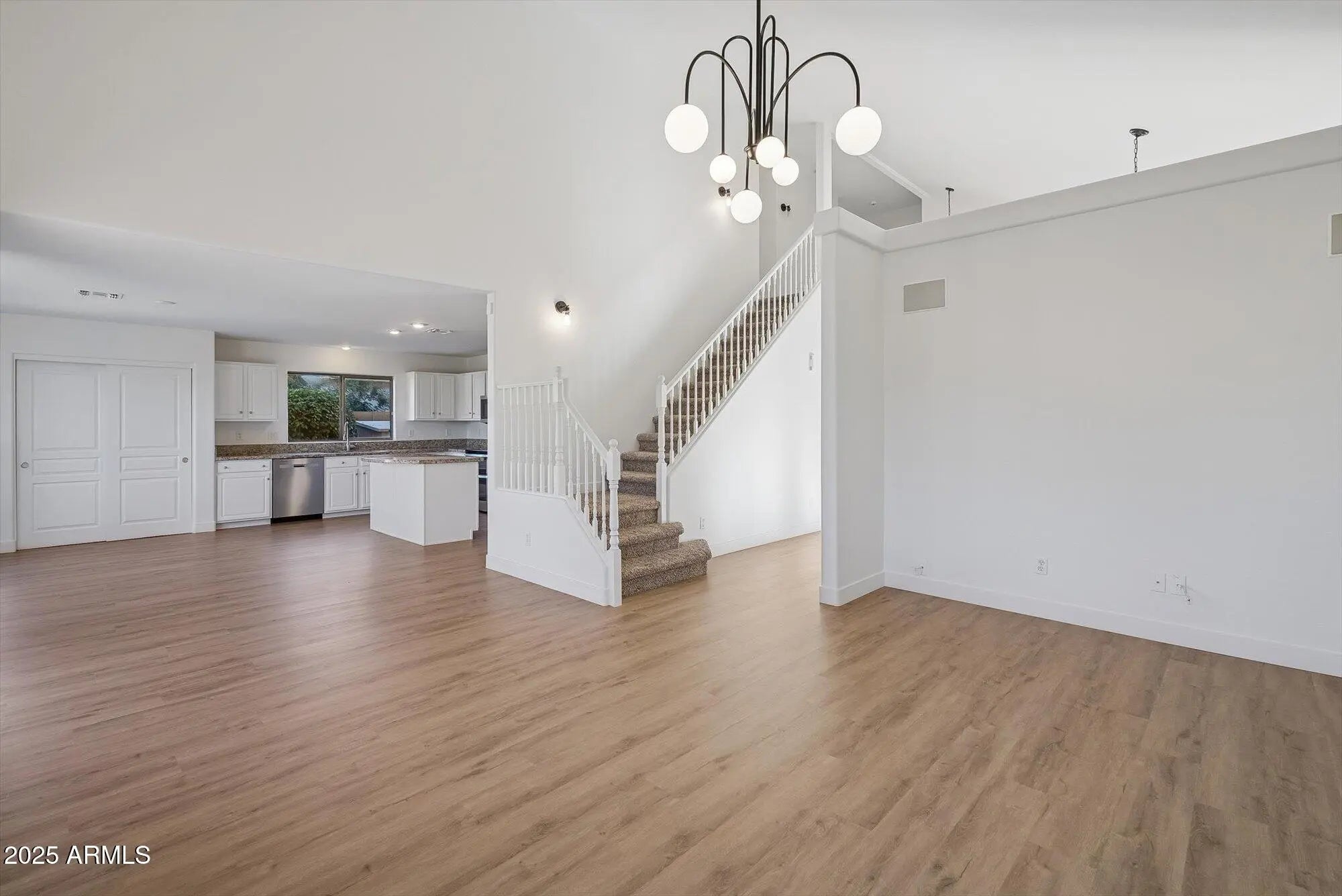 Photo of Listing #6951473