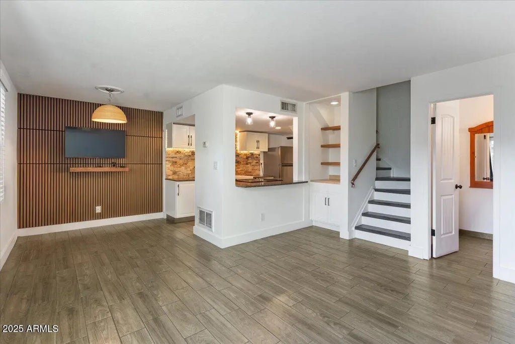 3212 W Royal Palm Road, Phoenix