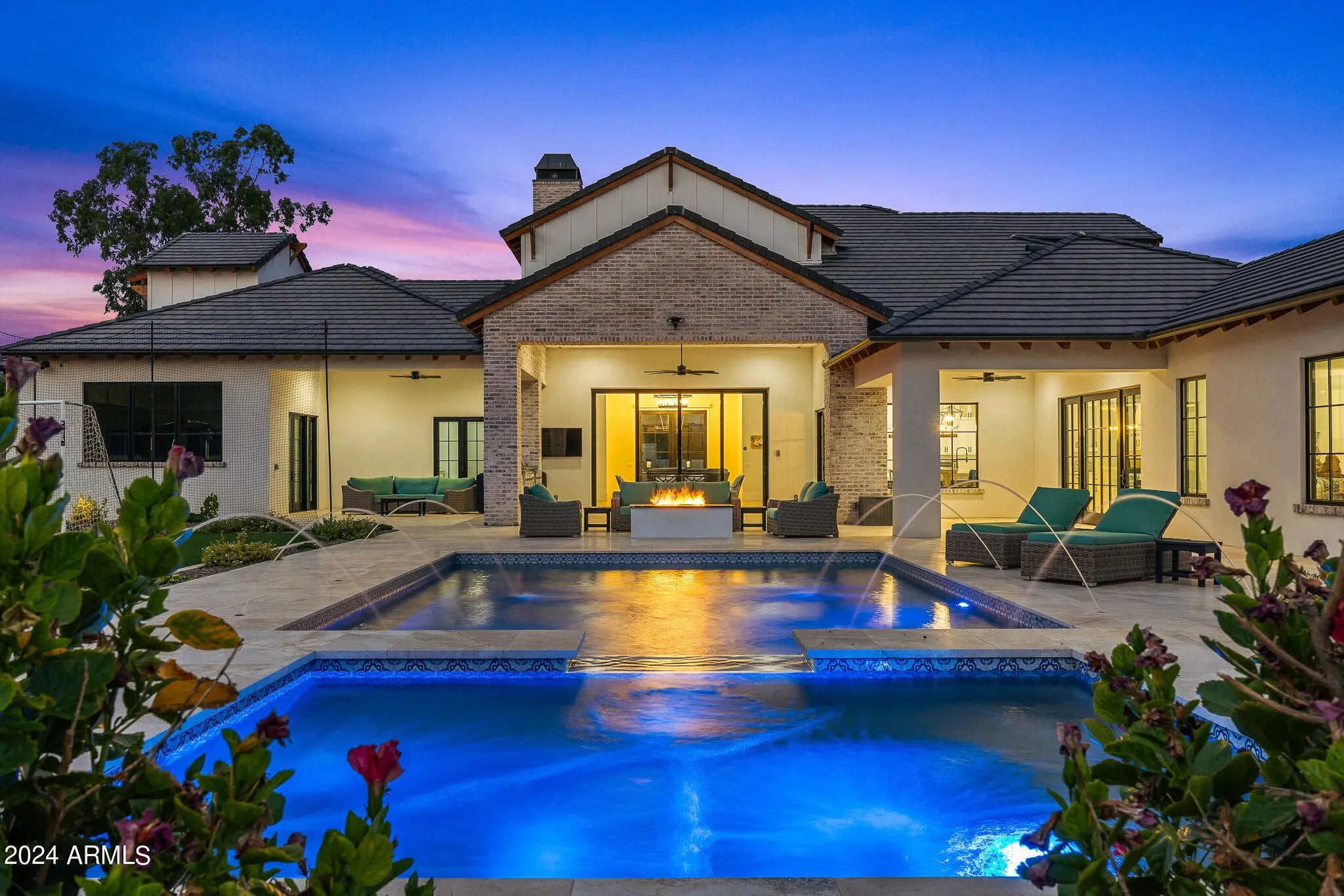 Photo of Listing #6940339