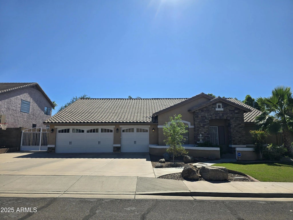 6513 E Oasis Street, Mesa