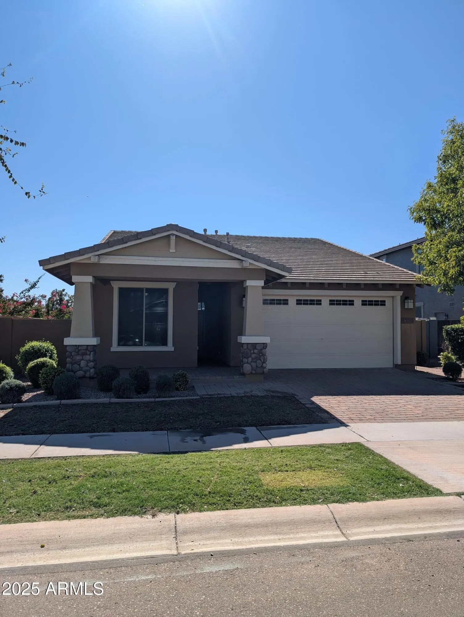 Photo of Listing #6941060