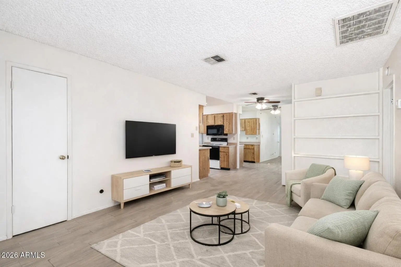 Photo of Listing #6941028