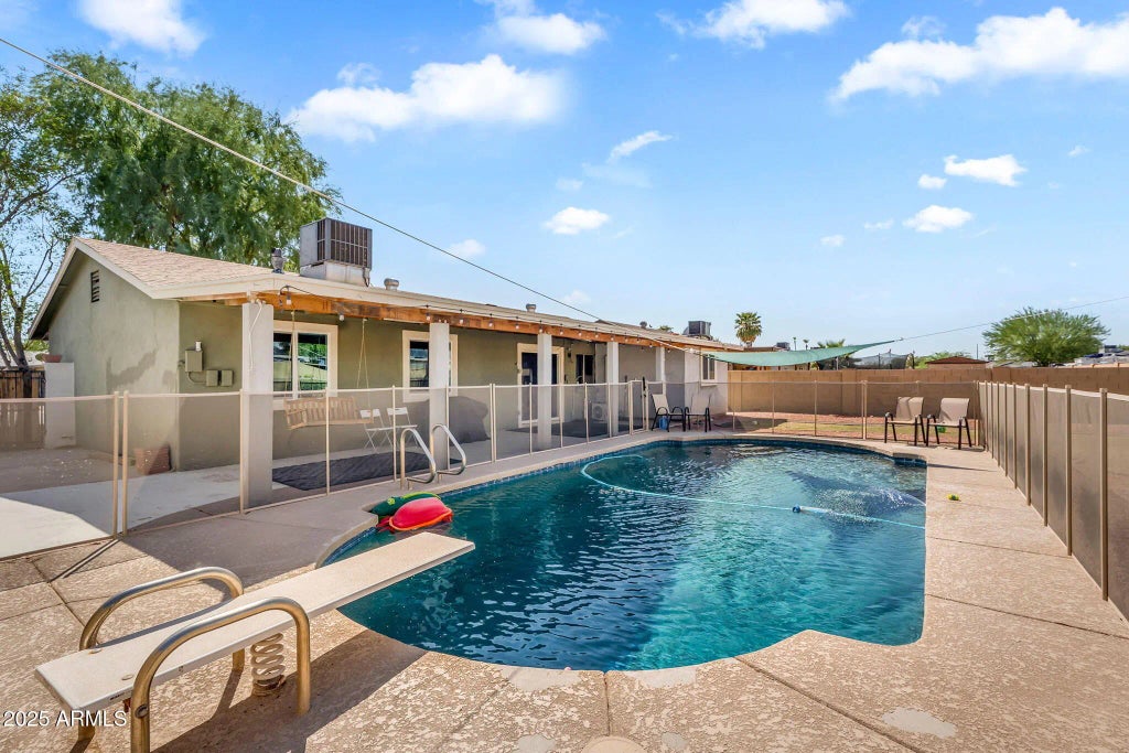 4902 W Sheridan Street, Phoenix