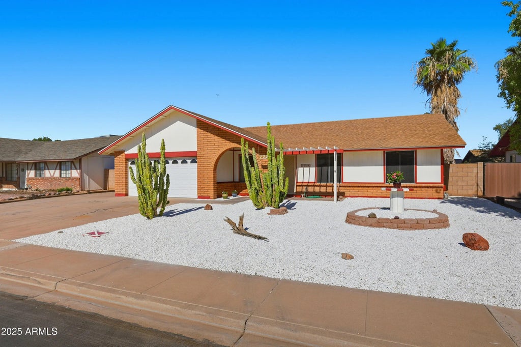 2226 E Diamond Avenue, Mesa