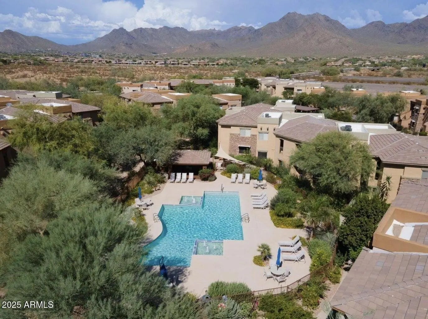 Photo of Listing #6941449