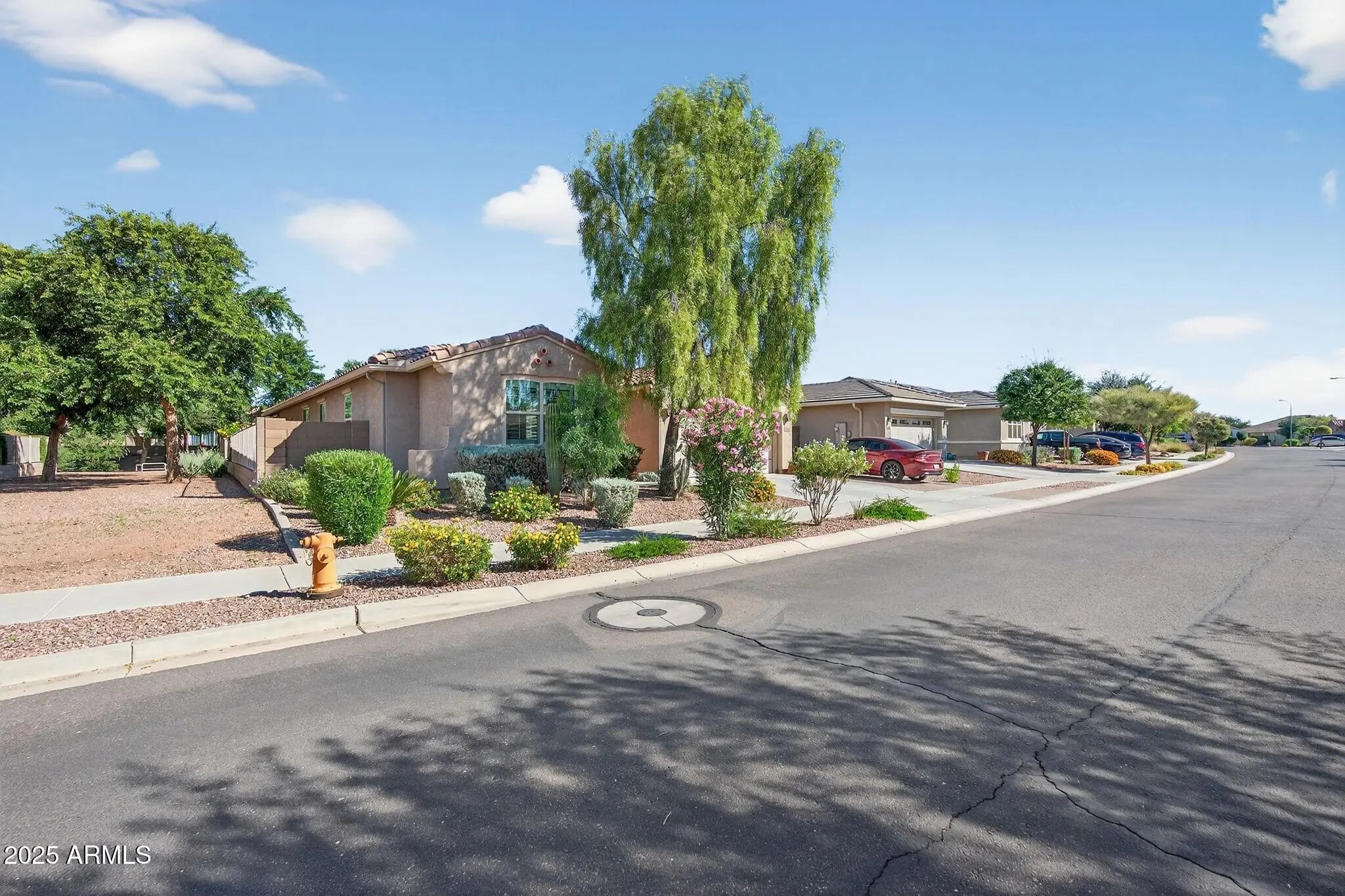 Photo of Listing #6940663