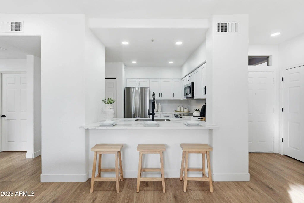 20100 N 78th Place (unit 1102), Scottsdale