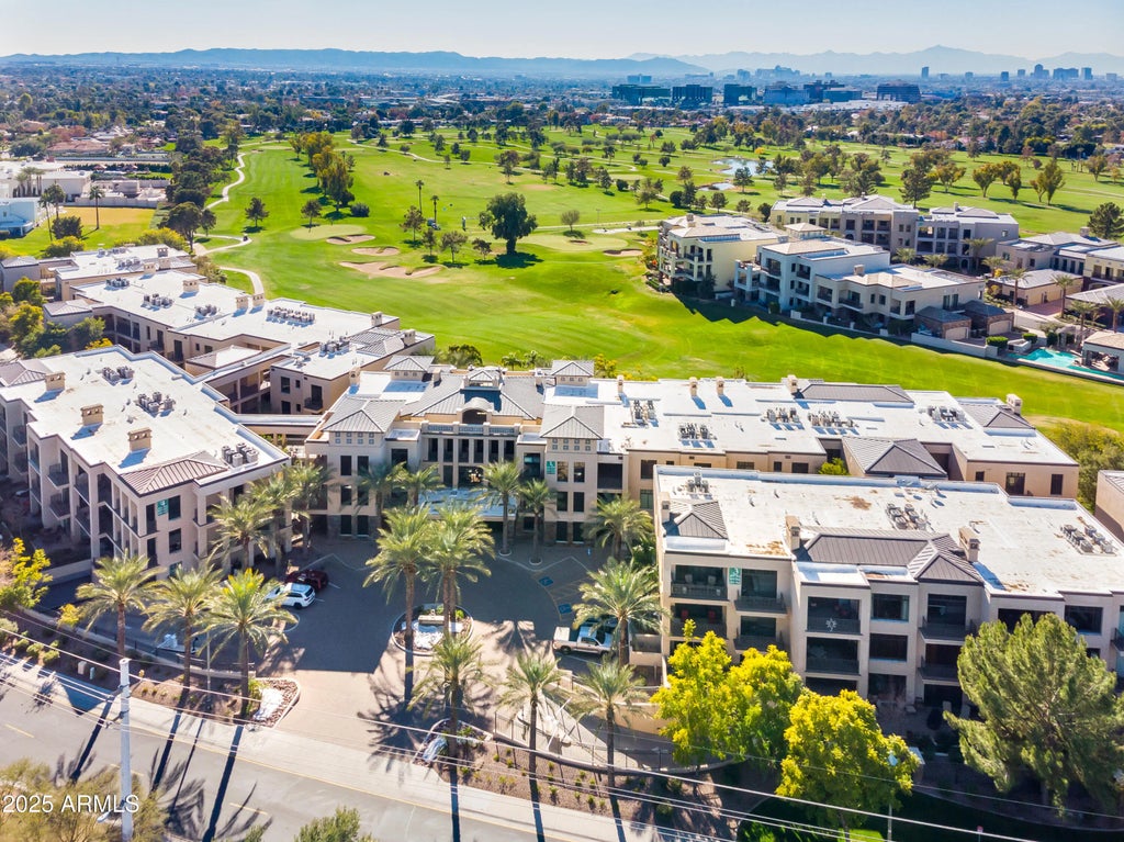 8 E Biltmore Estate (unit 215), Phoenix