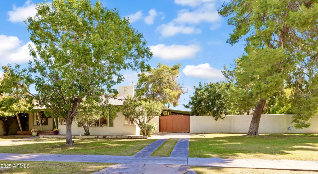 245 N Washington Street, Chandler