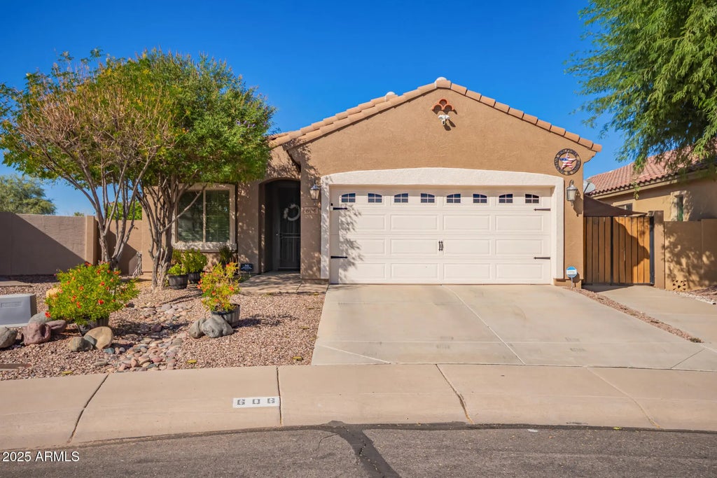 606 E Blossom Road, San Tan Valley