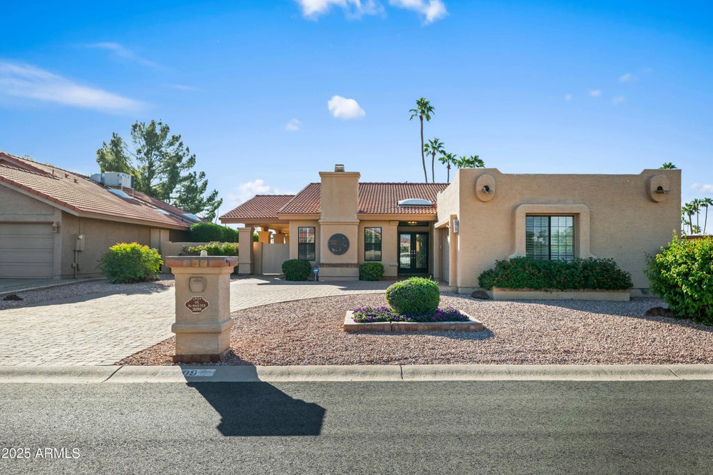 26009 S Ashwood Drive, Sun Lakes