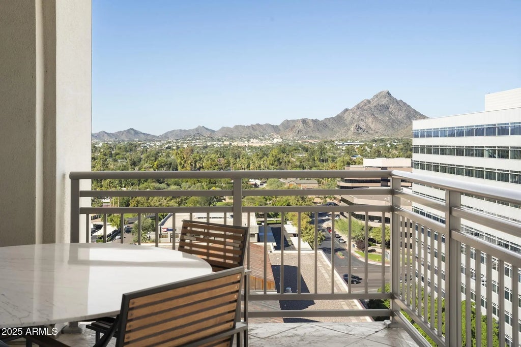 2211 E Camelback Road (unit 1203), Phoenix
