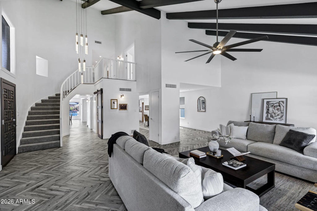 1323 E Whalers Way, Tempe