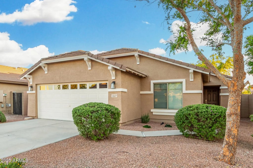 4669 E Alamo Street, San Tan Valley