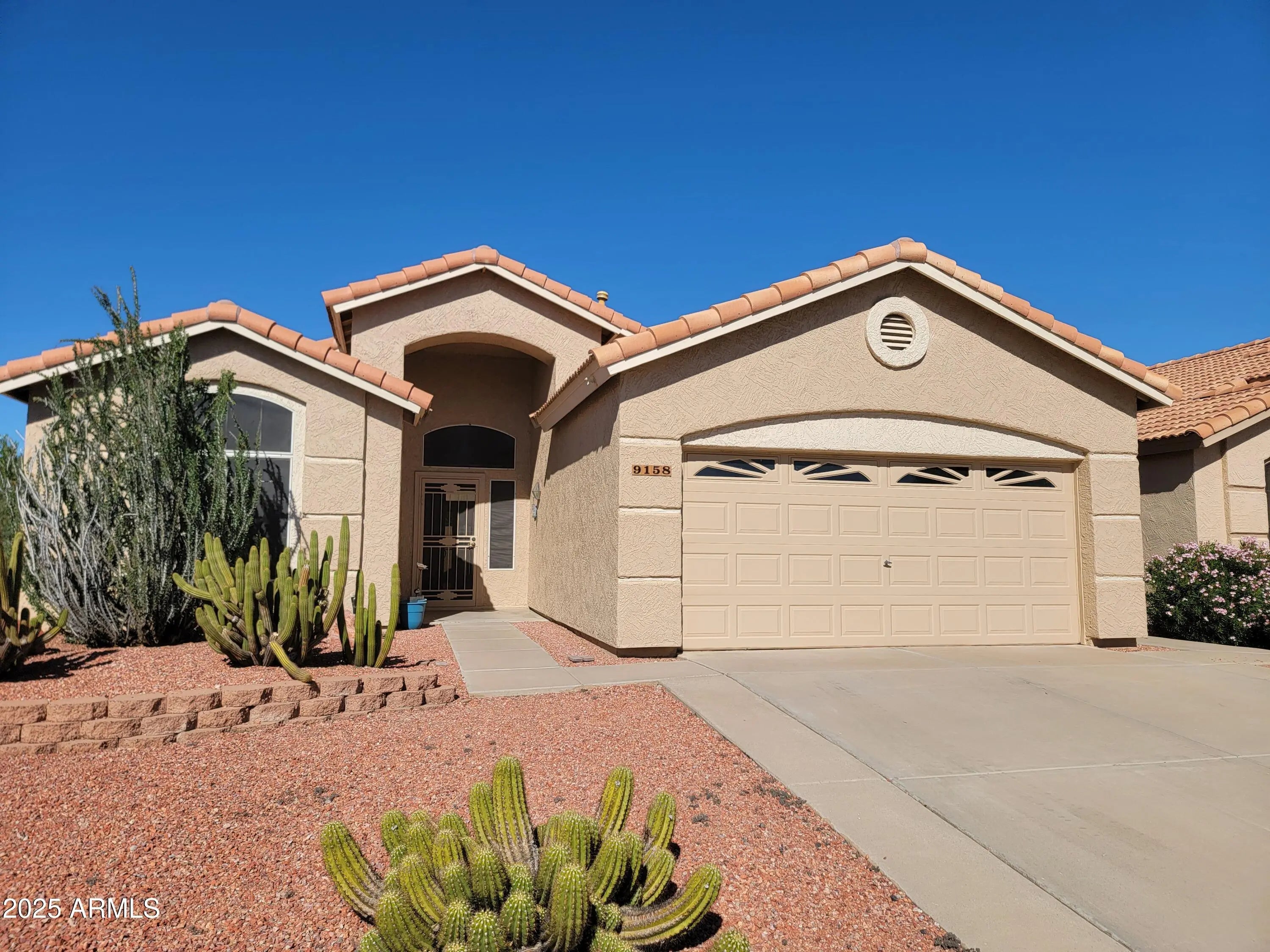 Photo of Listing #6941352