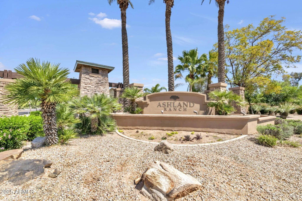 1554 E Tulsa Street, Gilbert