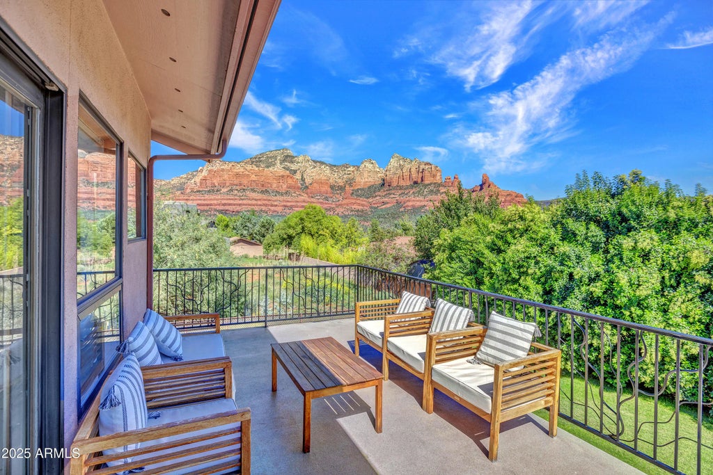 90 Apache Trail, Sedona