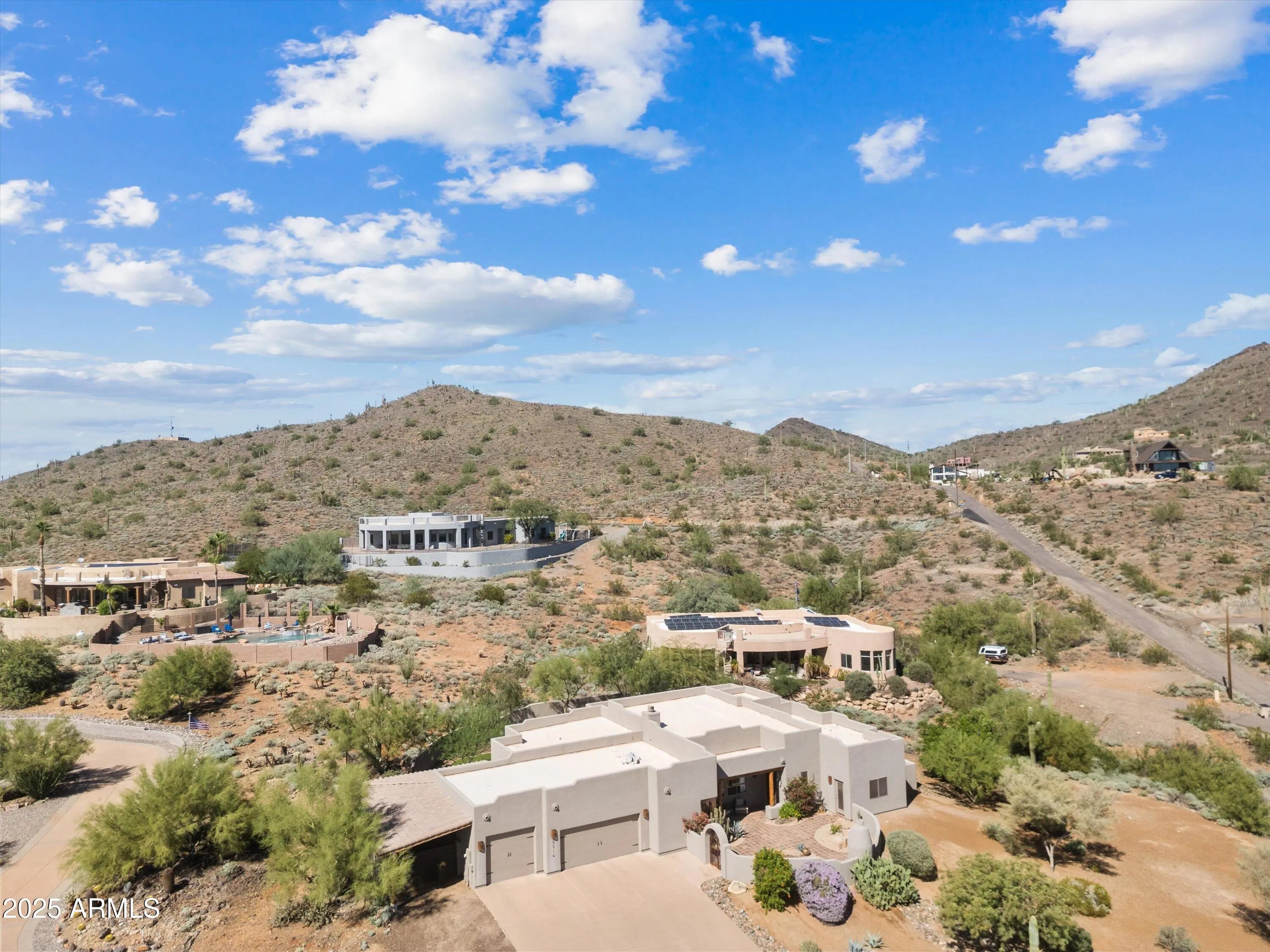 Photo of Listing #6942157