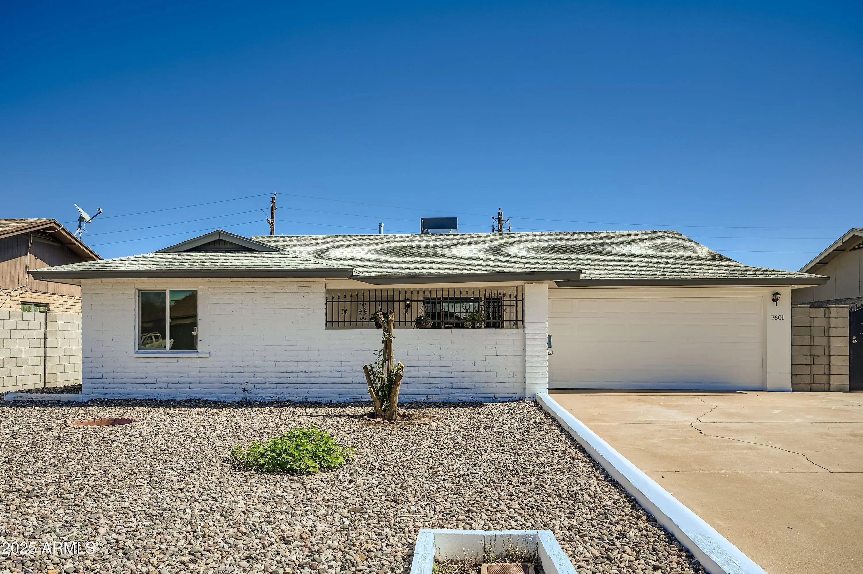 Photo of Listing #6941905