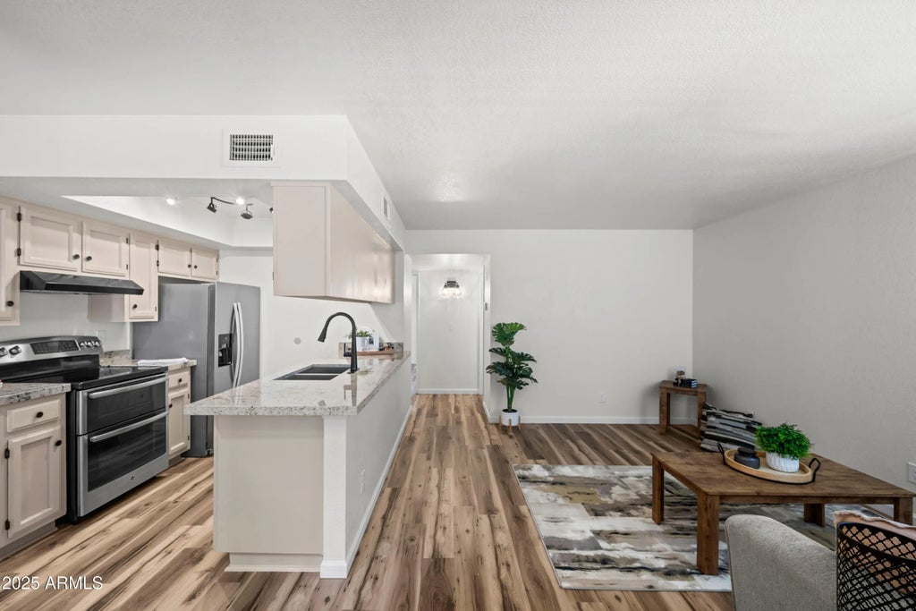 520 N Stapley Drive (unit 285), Mesa