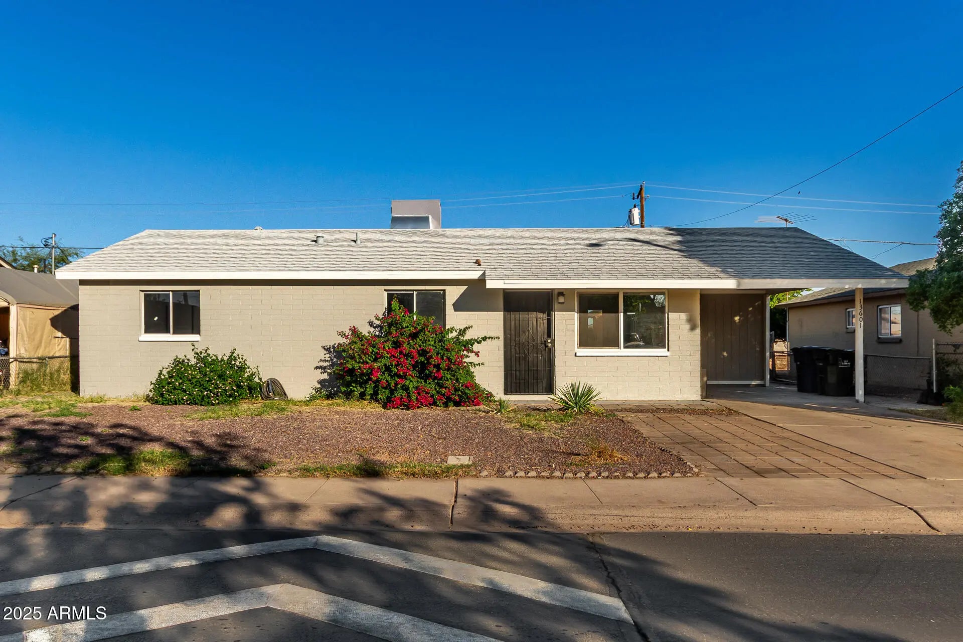 Photo of Listing #6941661