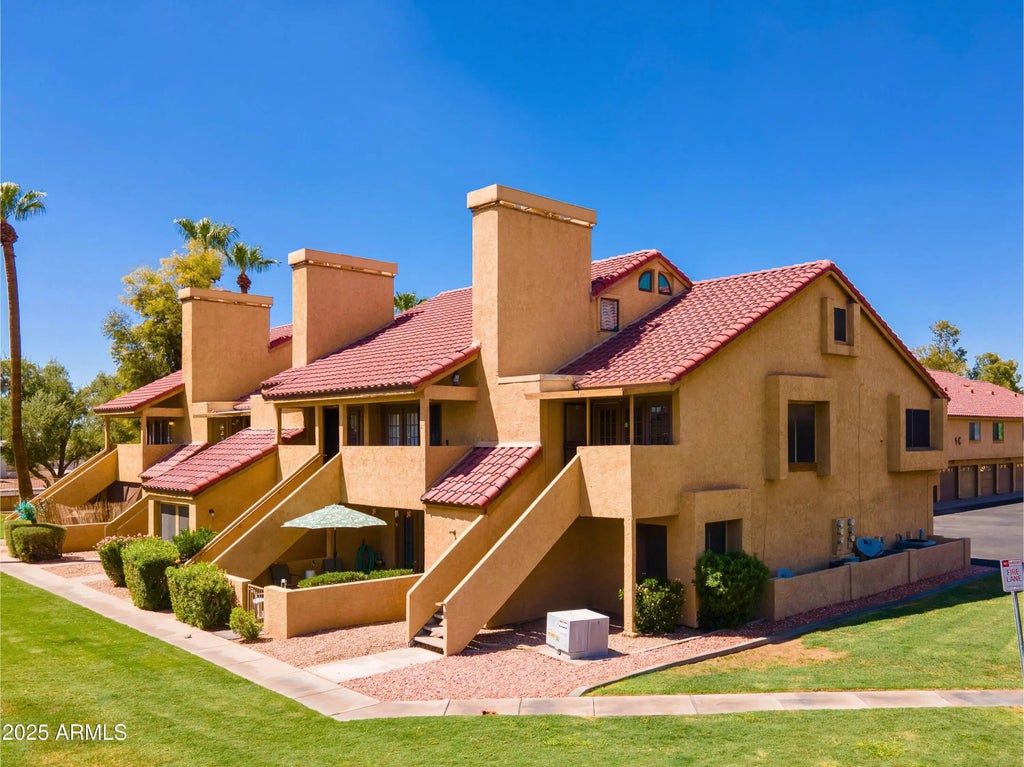 4901 S Calle Los Cerros Drive (unit 267), Tempe