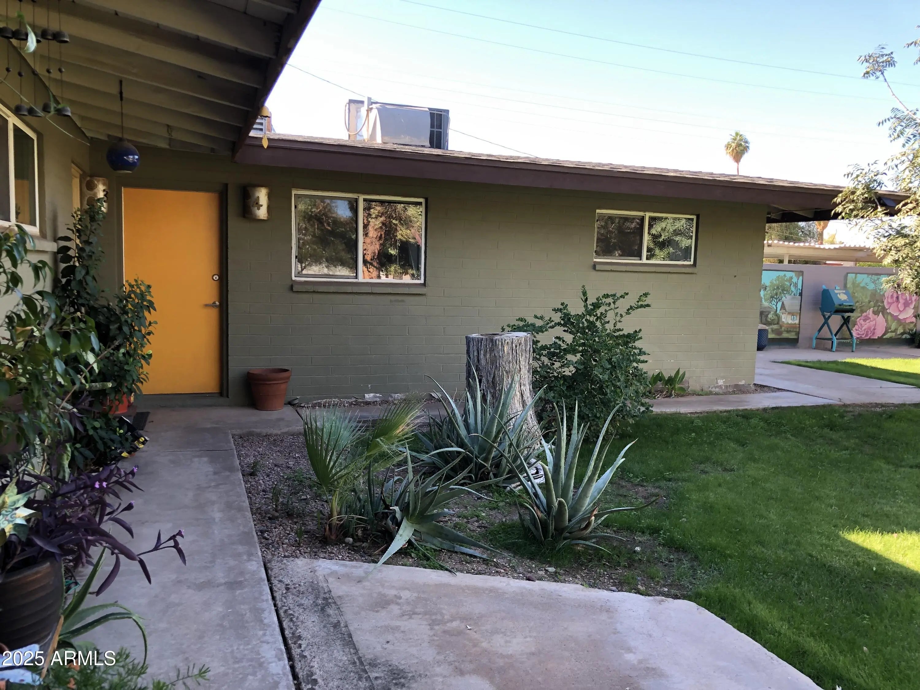 Photo of Listing #6941963