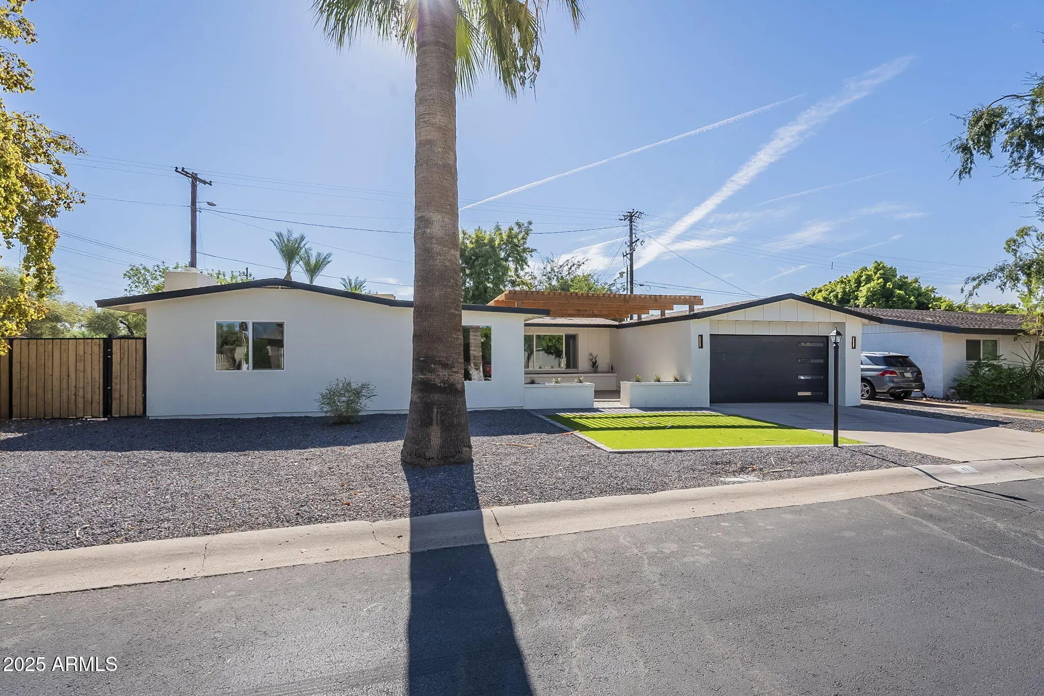 Photo of Listing #6941998