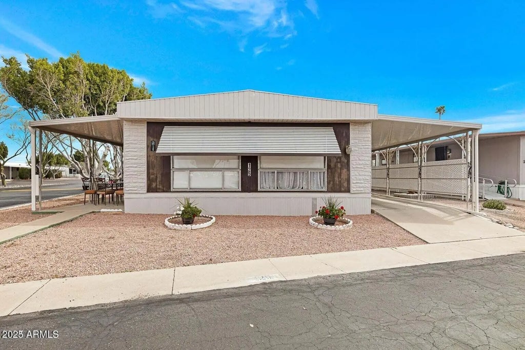 305 S Val Vista Drive (unit 125), Mesa