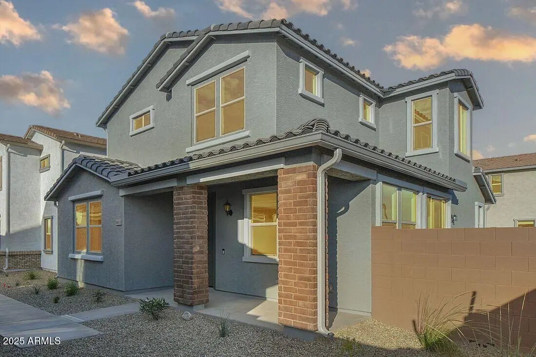 Photo of Listing #6942053