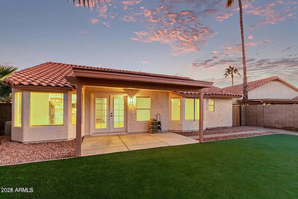 5882 W Mercury Way, Chandler