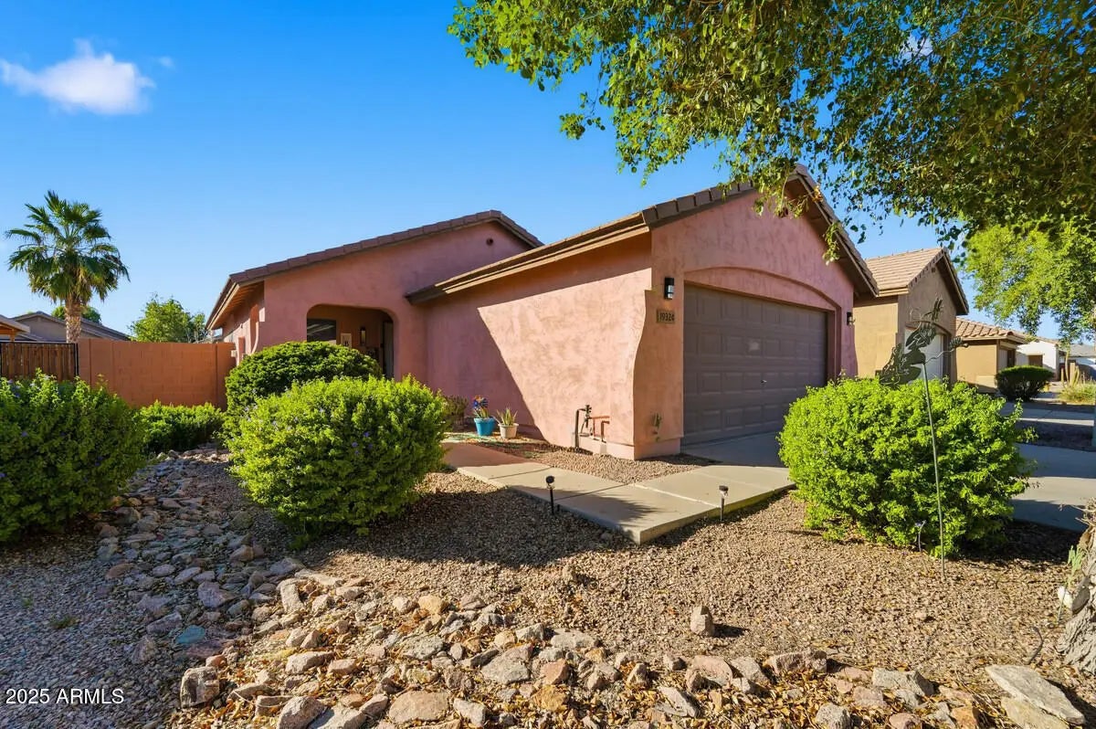 Photo of Listing #6943734