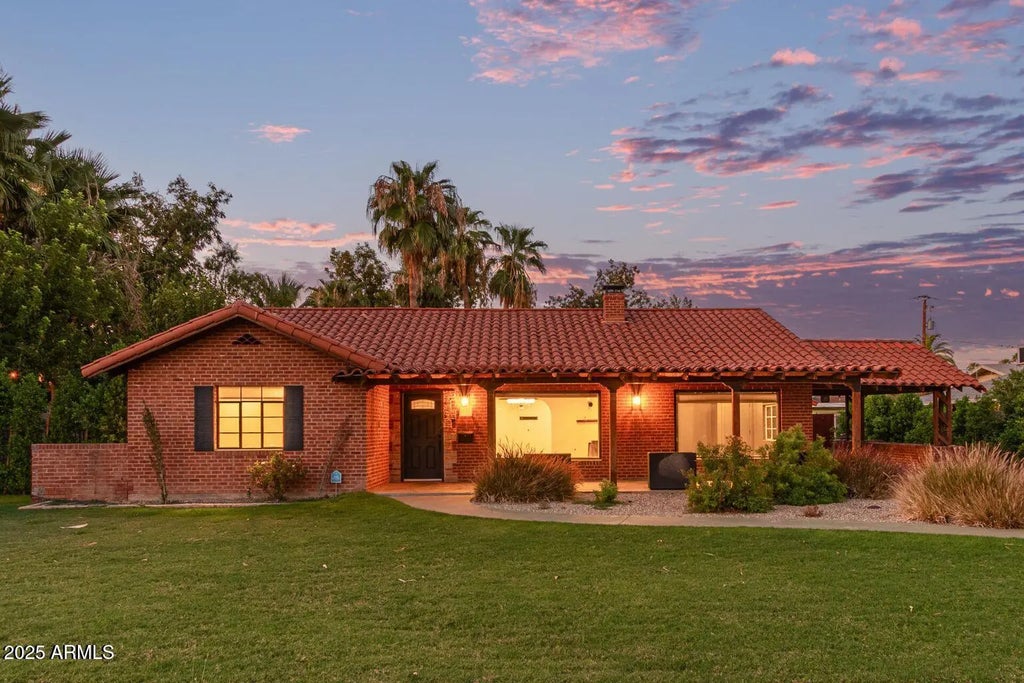 20 W Pasadena Avenue, Phoenix