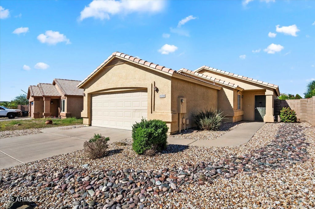 3114 W Abraham Lane, Phoenix