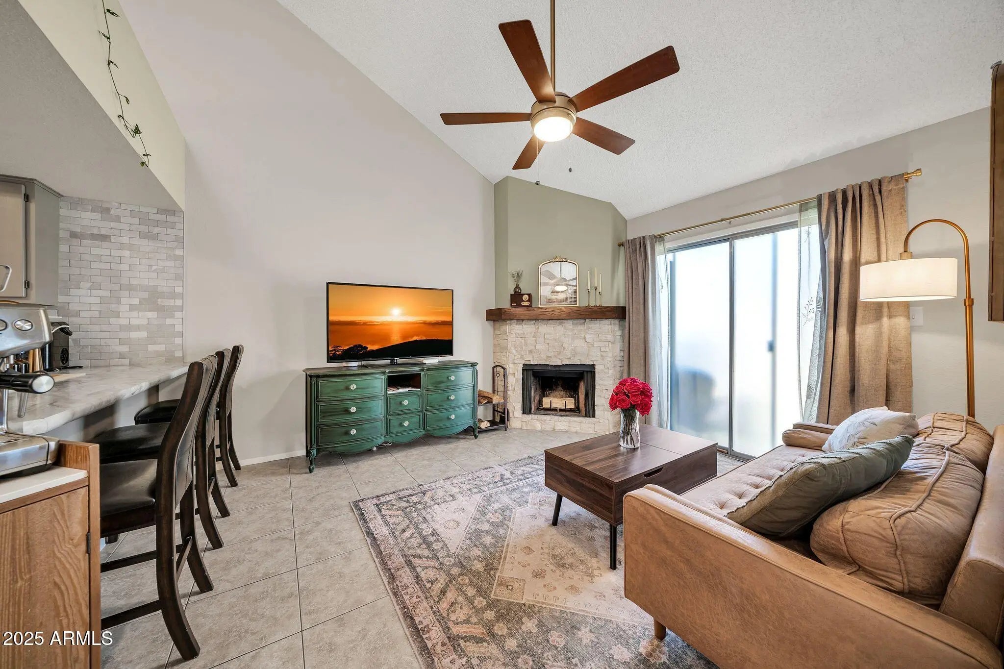 Photo of Listing #6942425