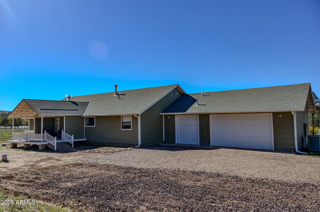 685 Kuhn Road, Pinedale