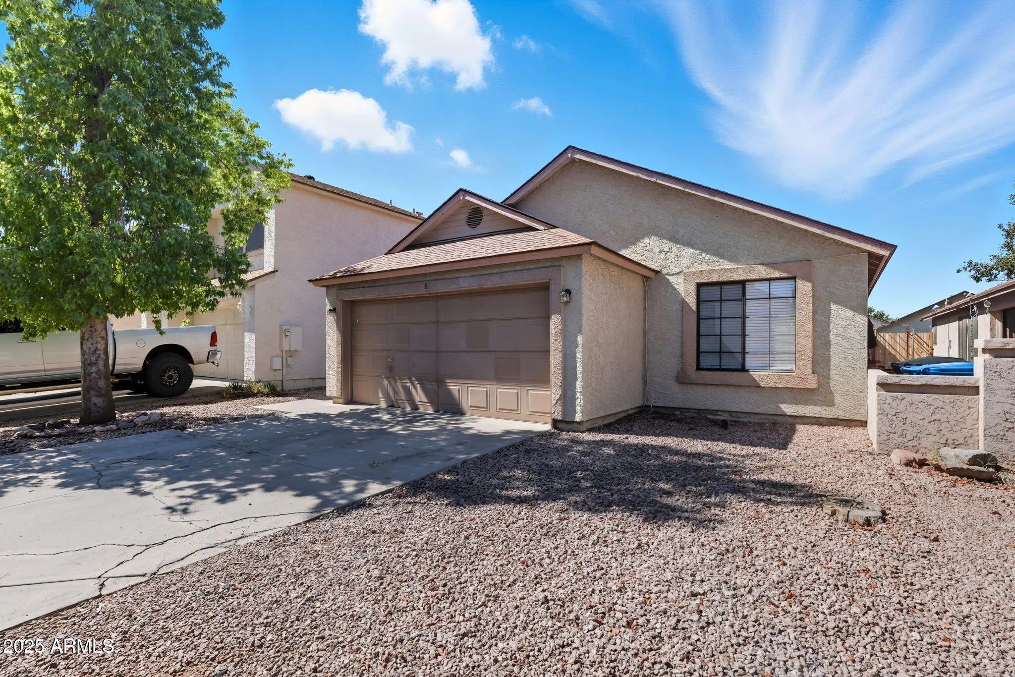 Photo of Listing #6942302