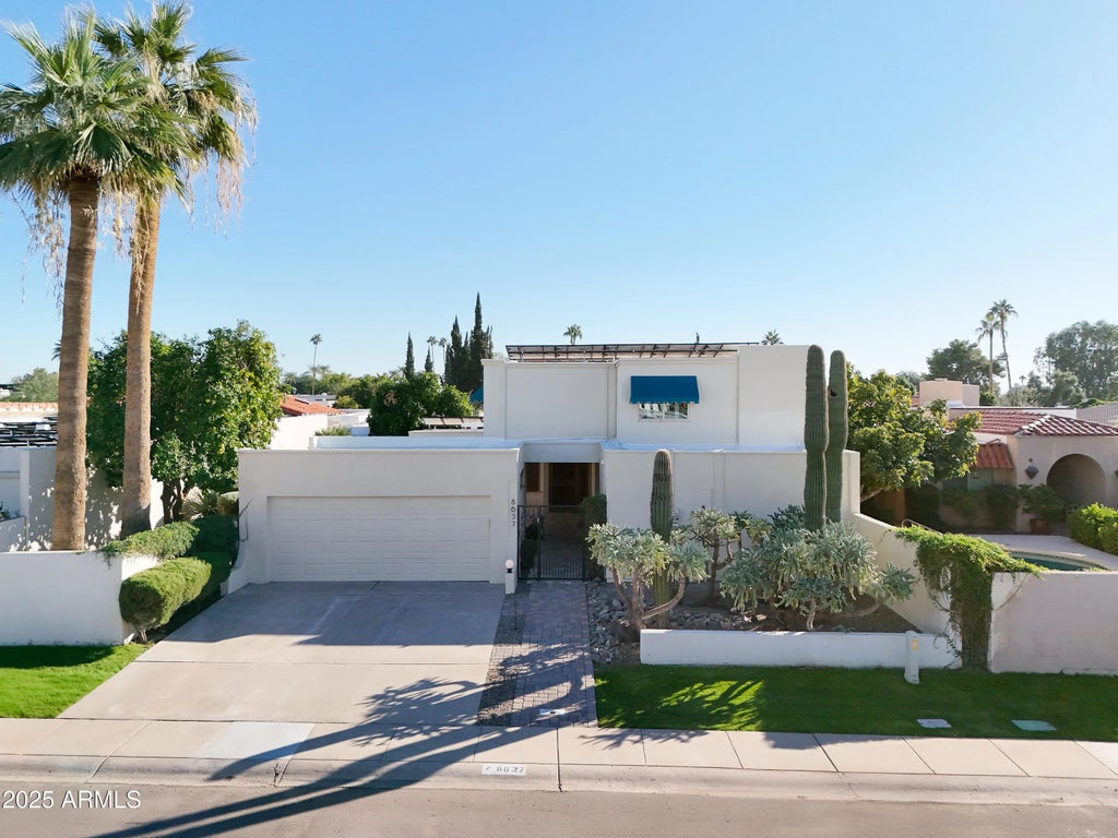 8637 E Via De La Escuela, Scottsdale